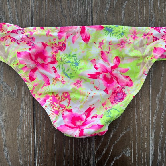 Victoria's Secret Floral Bikini Size Medium - Picture 5 of 6